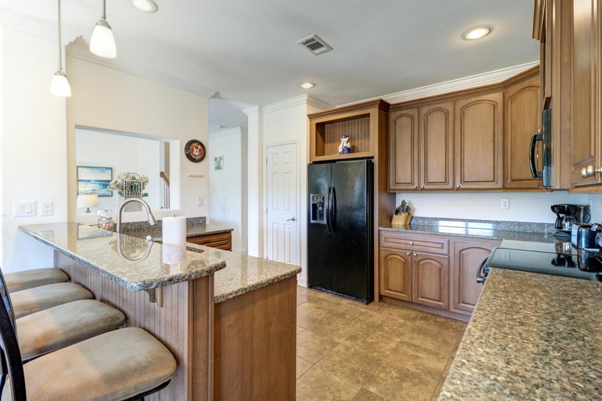 Summer Dayz - Families It Here, Just Across From The